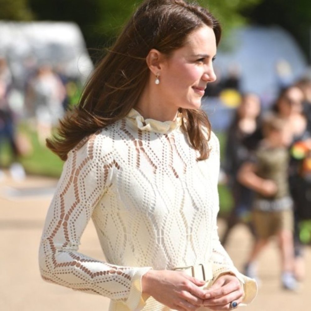 SEE BY CHLOÉ POINTELLE-KNIT DRESS Kate Middleton - Picture 2 of 16